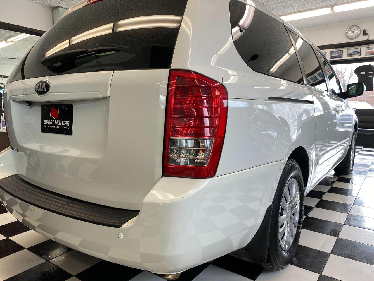 2014 Kia Sedona LX+Camera+Heated Seats+Cruise+CLEAN CARFAX - Photo #39