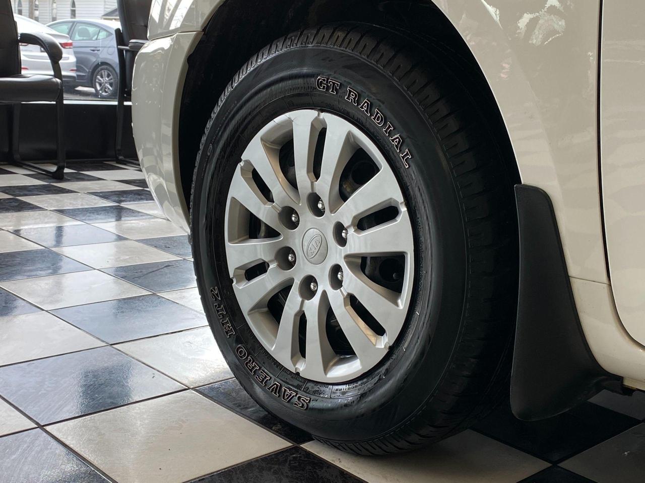 2014 Kia Sedona LX+Camera+Heated Seats+Cruise+CLEAN CARFAX - Photo #50