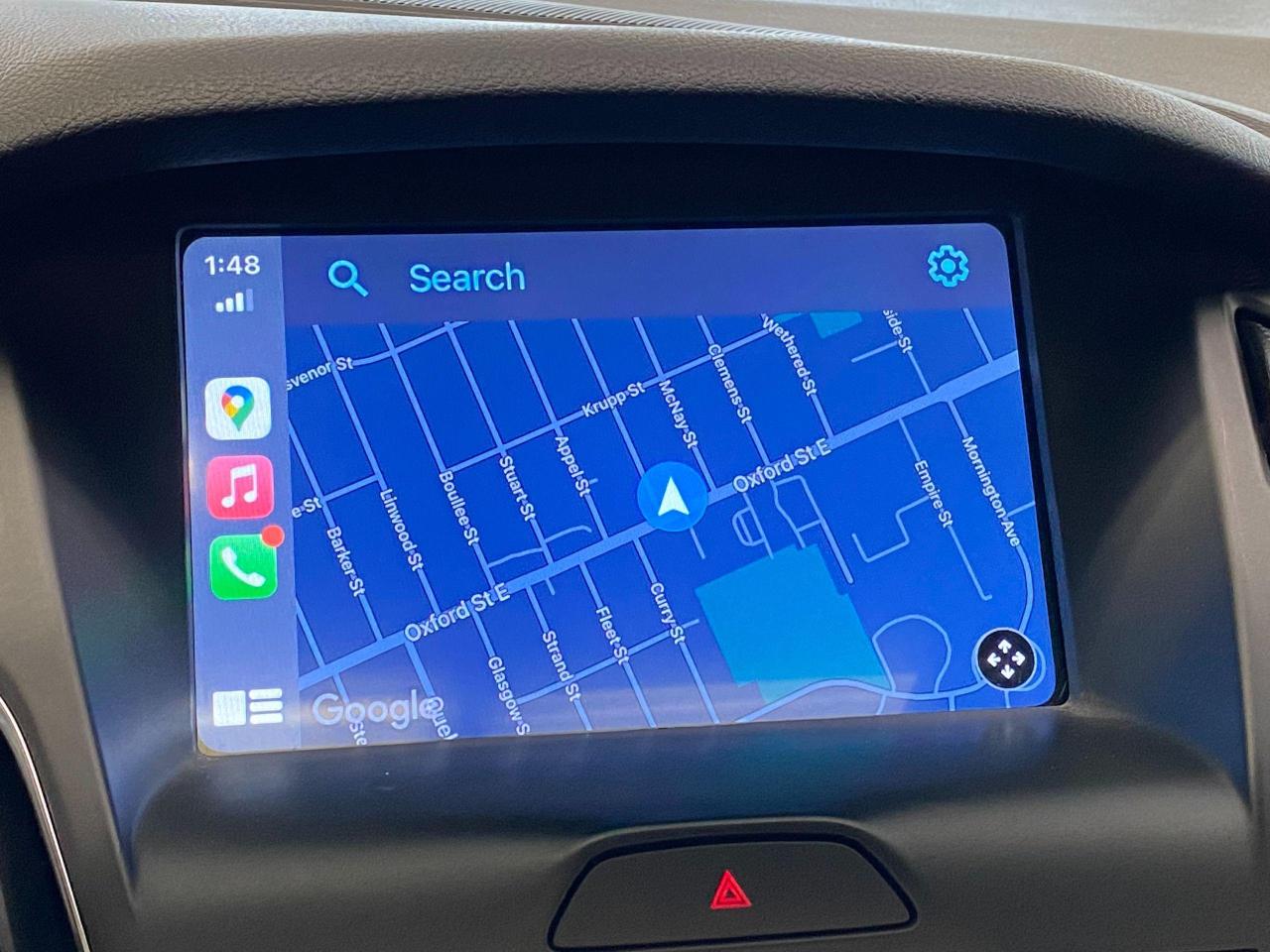 2017 Ford Focus SEL+ApplePlay+Camera+Sensors+Roof+CLEAN CARFAX Photo101