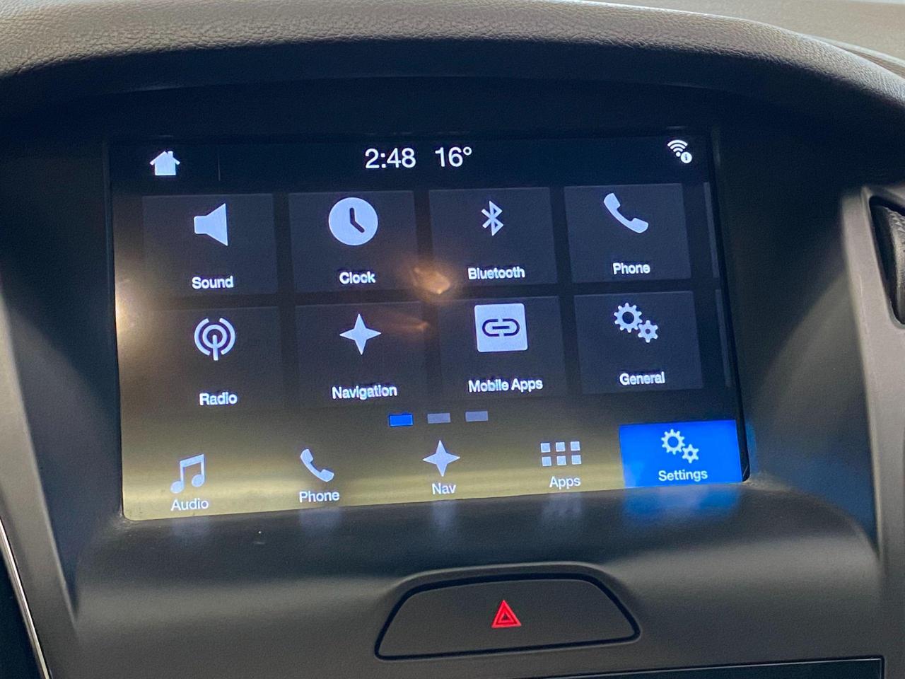 2017 Ford Focus SEL+ApplePlay+Camera+Sensors+Roof+CLEAN CARFAX Photo105