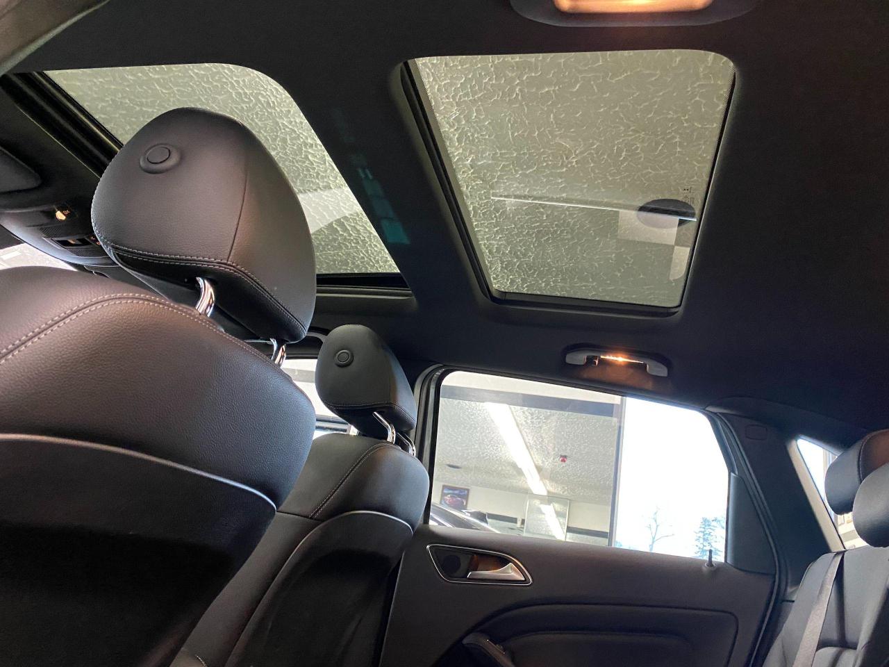 2017 Mercedes-Benz B-Class B 250 4MATIC+GPS+Xenons+Camera+Roof+CLEAN CARFAX - Photo #27