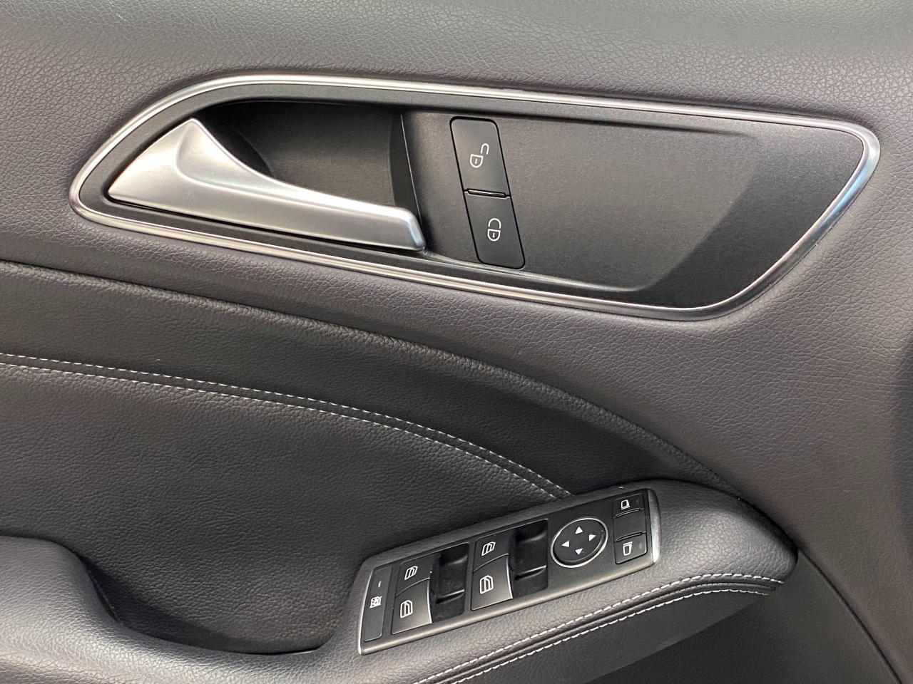 2017 Mercedes-Benz B-Class B 250 4MATIC+GPS+Xenons+Camera+Roof+CLEAN CARFAX - Photo #57