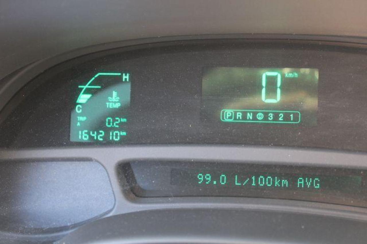 2005 Cadillac DeVille  Photo