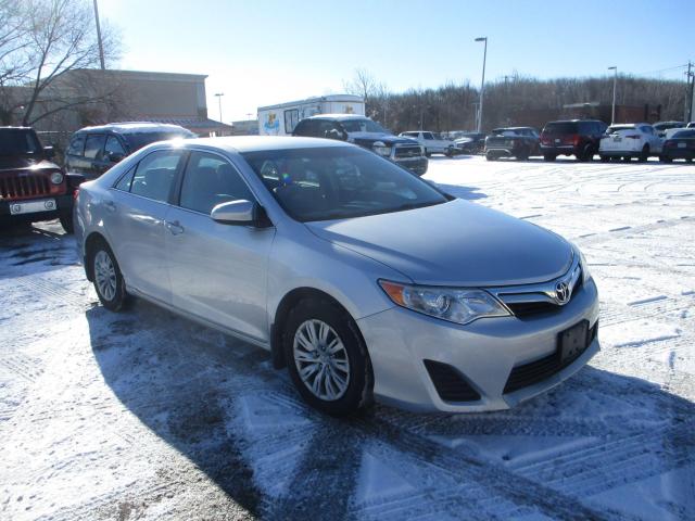 2012 Toyota Camry LE ~ BLUETOOTH ~ LOW KM ~ SAFETY INCLUDED