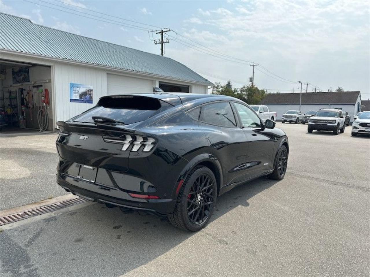 2022 Ford Mustang Mach-E GT Performance Edition Photo4