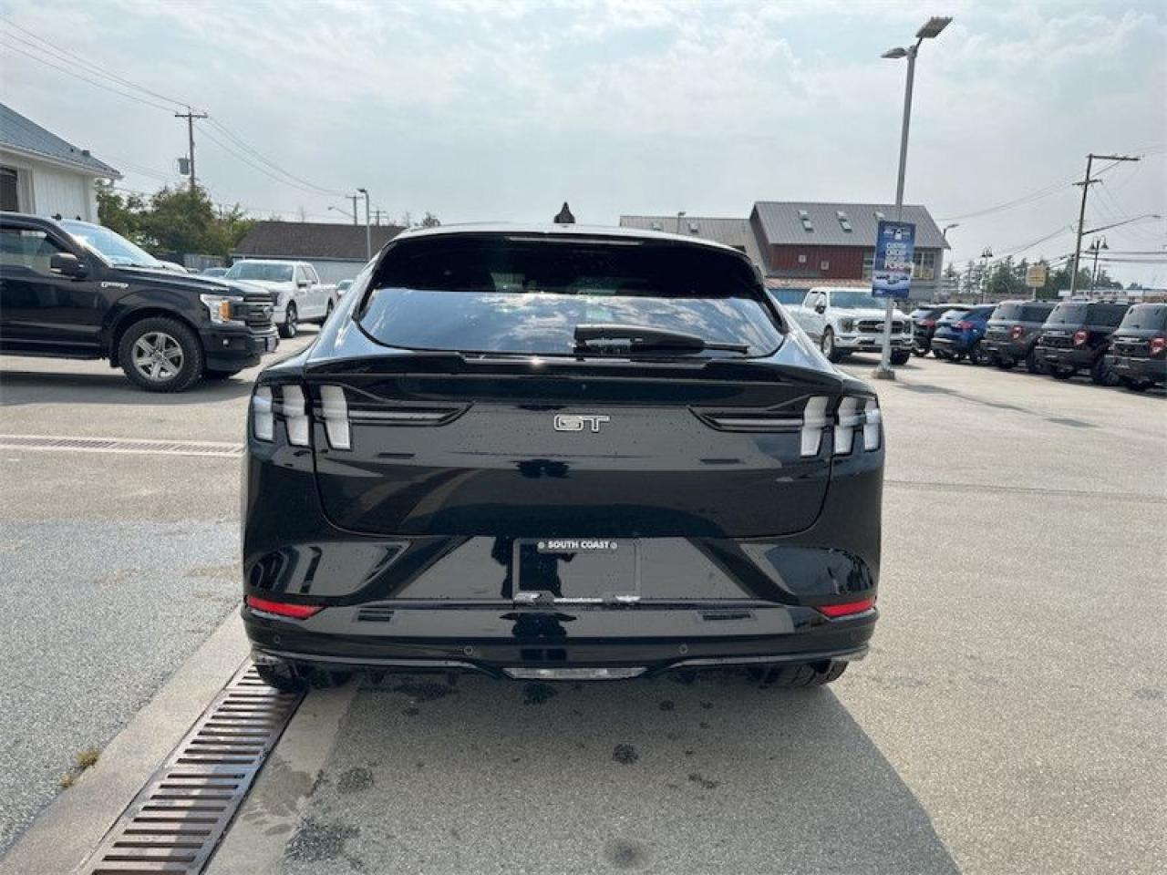 2022 Ford Mustang Mach-E GT Performance Edition Photo5