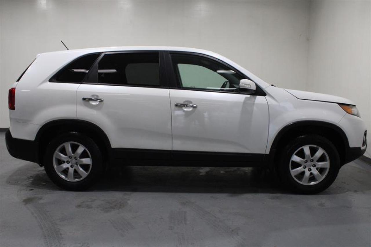 Used 2011 Kia Sorento Rare *MANUAL*, WE APPORVE ALL CREDIT for sale in London, ON