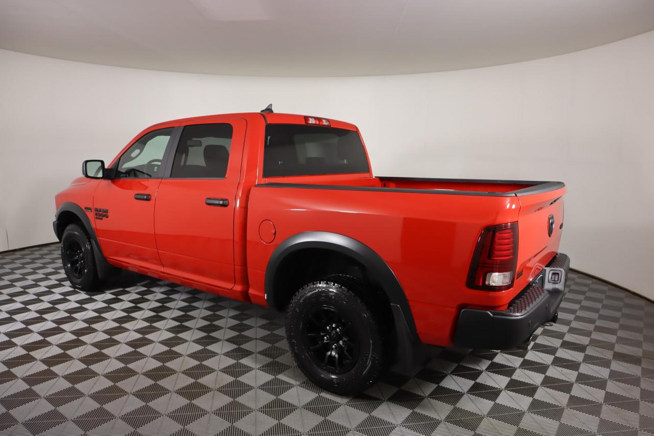 2022 RAM 1500 Classic SLT Photo4