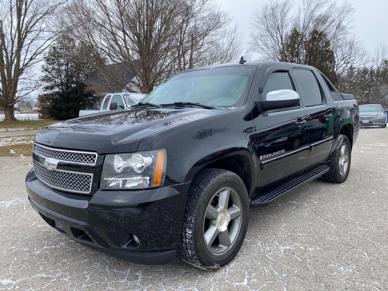 2007 Chevrolet Avalanche LS Crew Cab**4x4**Certified**Leather Interior** - Photo #1