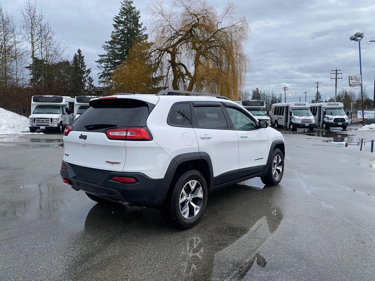 2015 Jeep Cherokee Trailhawk - Photo #6