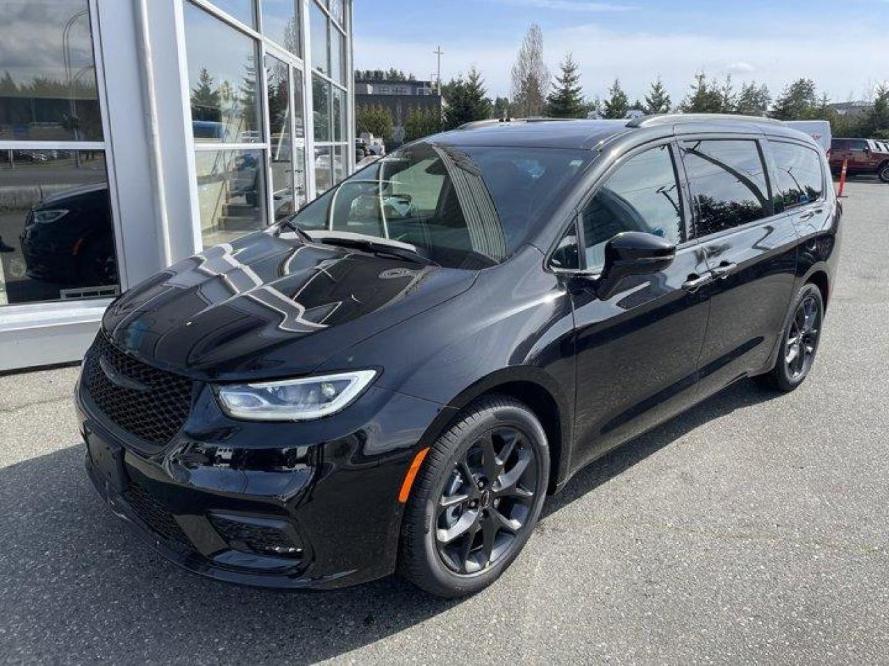 New 2022 Chrysler Pacifica Limited for sale in Nanaimo, BC