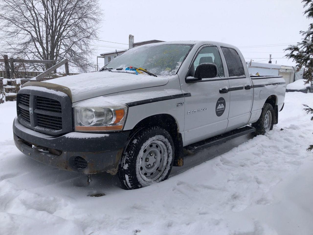 2006 Dodge Ram 1500 ST* AS IS SPECIAL*BODY CLEAN*NO RUST*NEED ENGINE - Photo #1