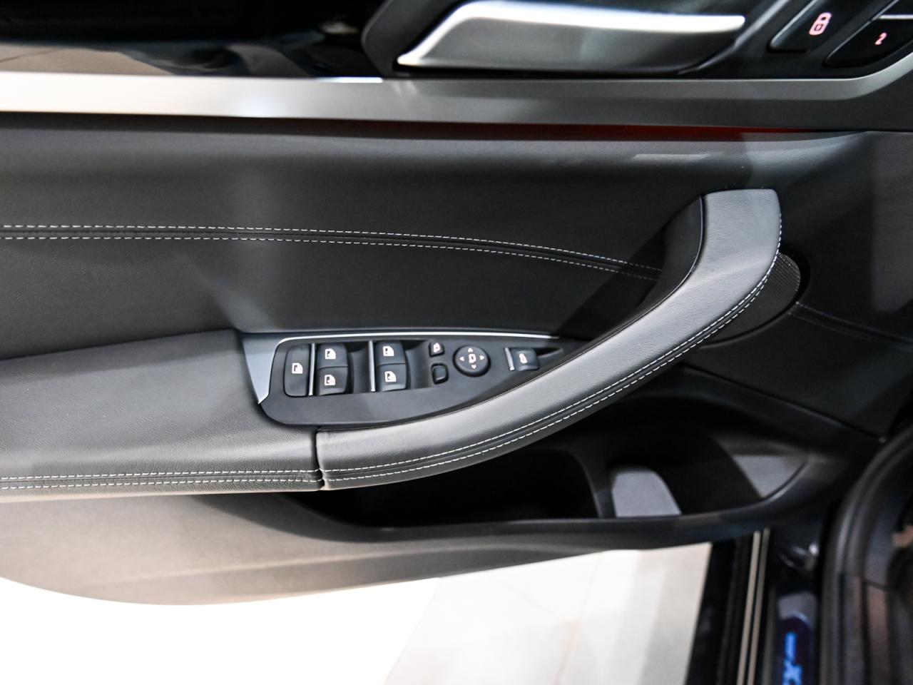 2022 BMW X3 Competition Photo