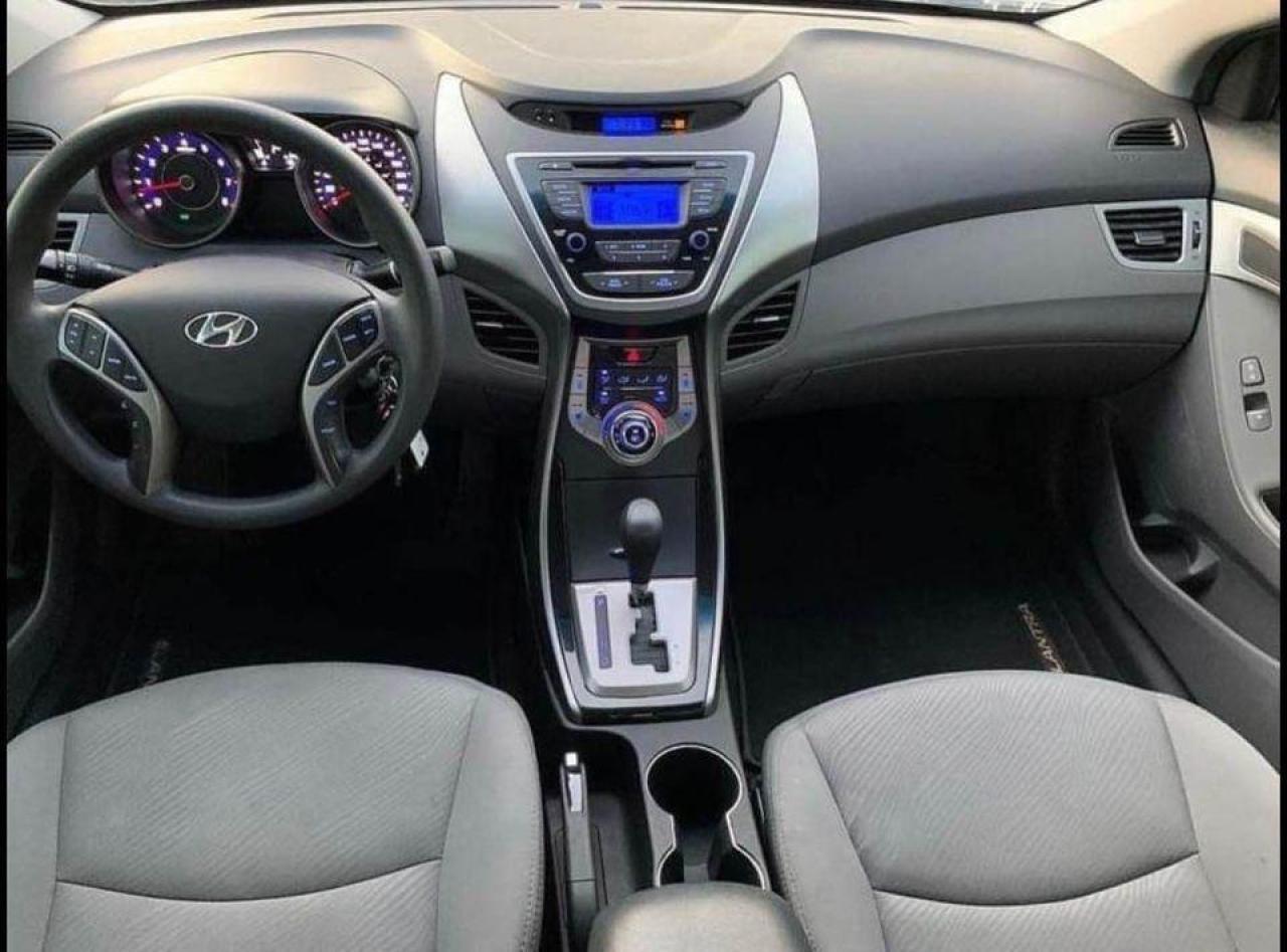 2013 Hyundai Elantra GL Photo4