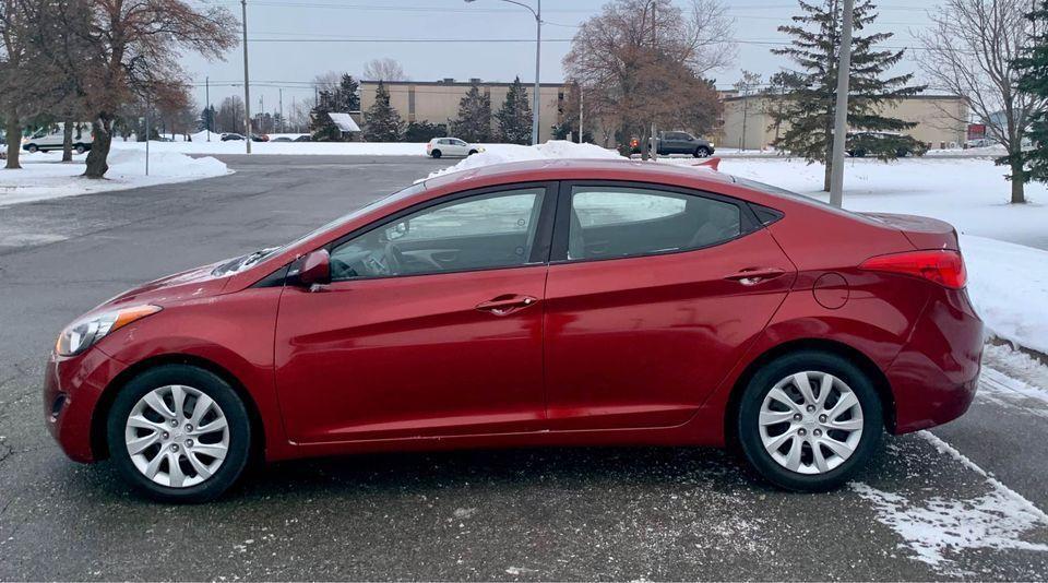 2013 Hyundai Elantra GL - Photo #8