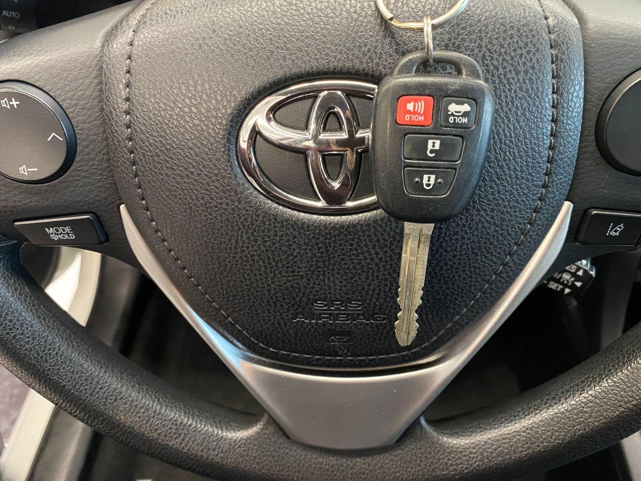 2017 Toyota Corolla CE+Toyota Sense+Camera+New Tires+CLEAN CARFAX - Photo #15