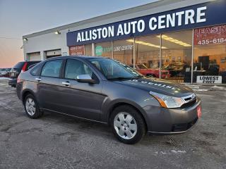 Used 2010 Ford Focus SE for sale in Alliston, ON
