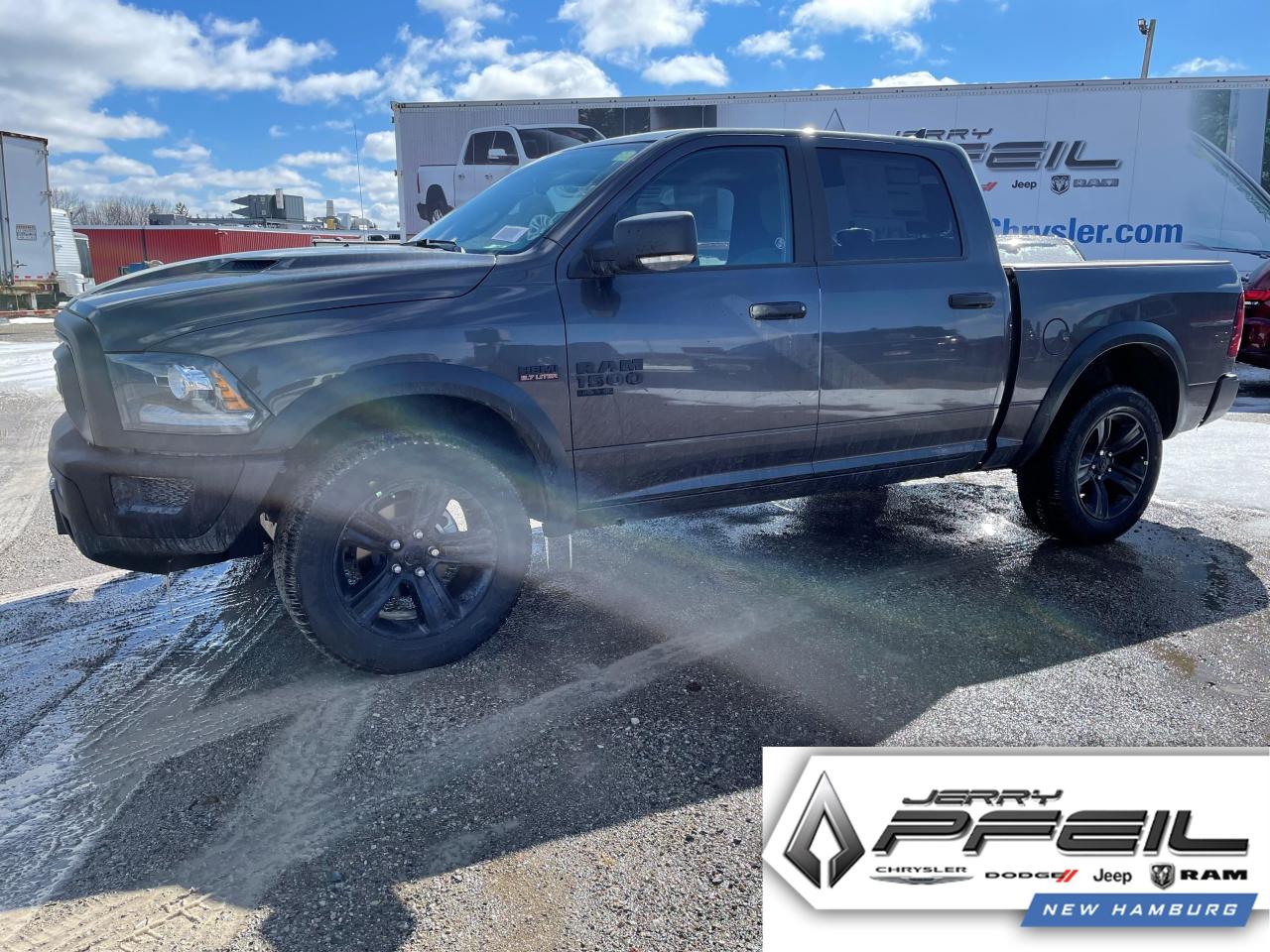New 2022 RAM 1500 Classic SLT WARLOCK l HEMI l SUNROOF for sale in New Hamburg, ON