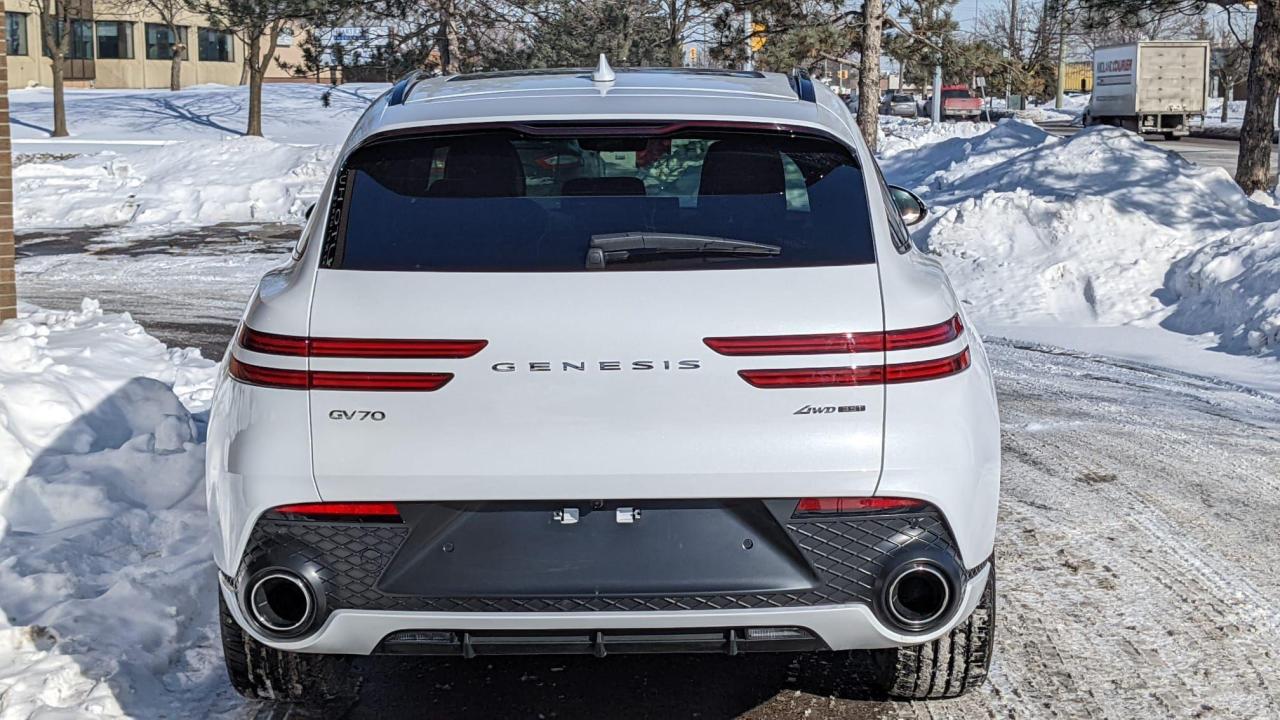 2022 Genesis GV70 3.5T Sport Photo4