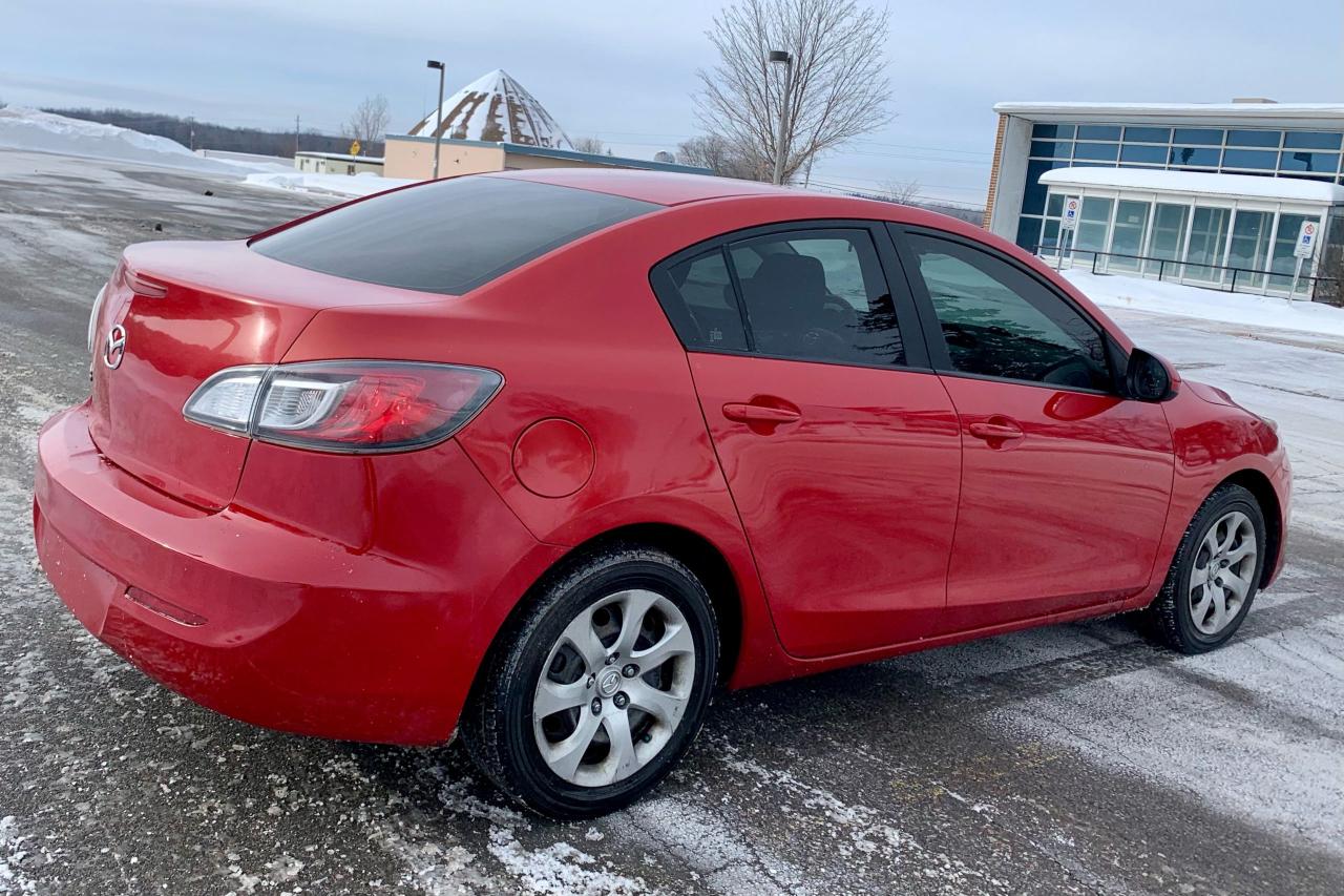 2013 Mazda MAZDA3 GX - Photo #8