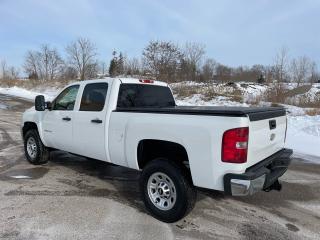 2013 Chevrolet Silverado 2500 HD CREW CAB 4X4- SHORT BOX - Photo #4