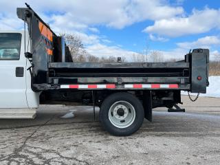 2010 Ford F-350 CREW CAB DUMP TRUCK- V10 GAS - Photo #6