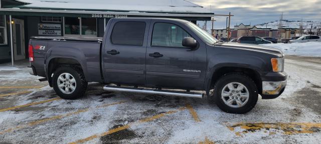 2011 GMC Sierra 1500 SLE Crew Cab 4WD - Photo #15