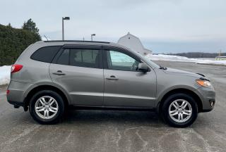 2012 Hyundai Santa Fe GL - Photo #3