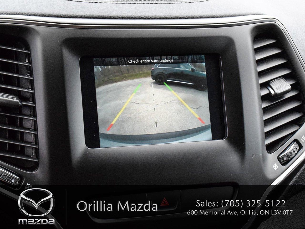 2019 Jeep Cherokee North Photo