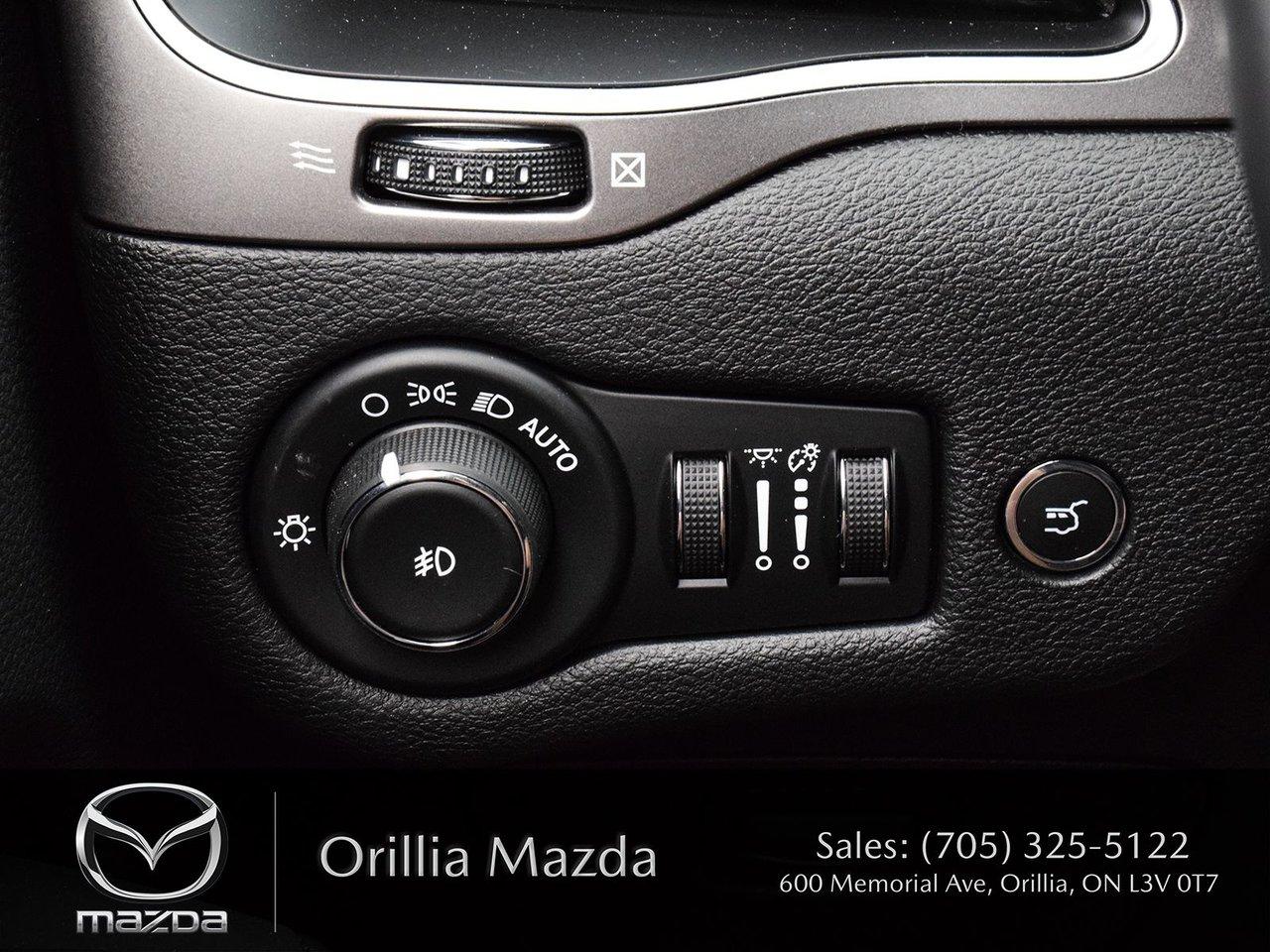 2019 Jeep Cherokee North Photo