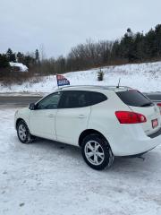 2009 Nissan Rogue SL - Photo #6