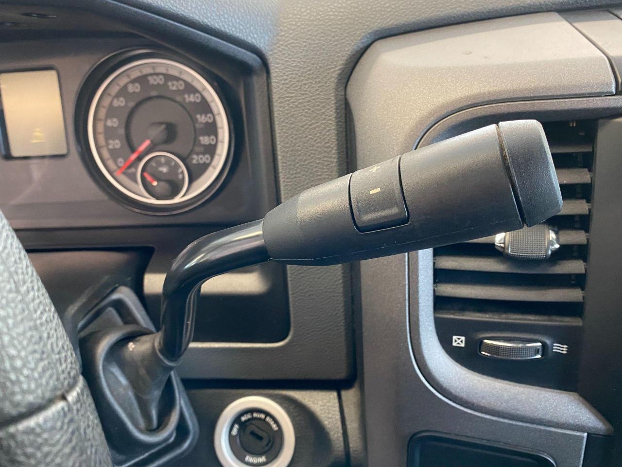 2018 RAM 1500 ST 5.7L V8 HEMI 4x4+Camera+Bluetooth+CLEAN CARFAX - Photo #44