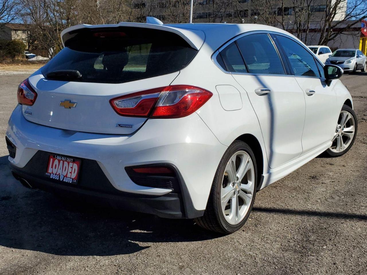 2017 Chevrolet Cruze Premier Photo4