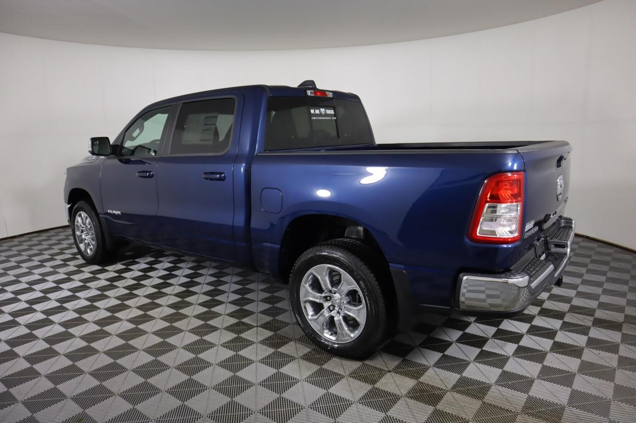 2022 RAM 1500 Big Horn Photo4