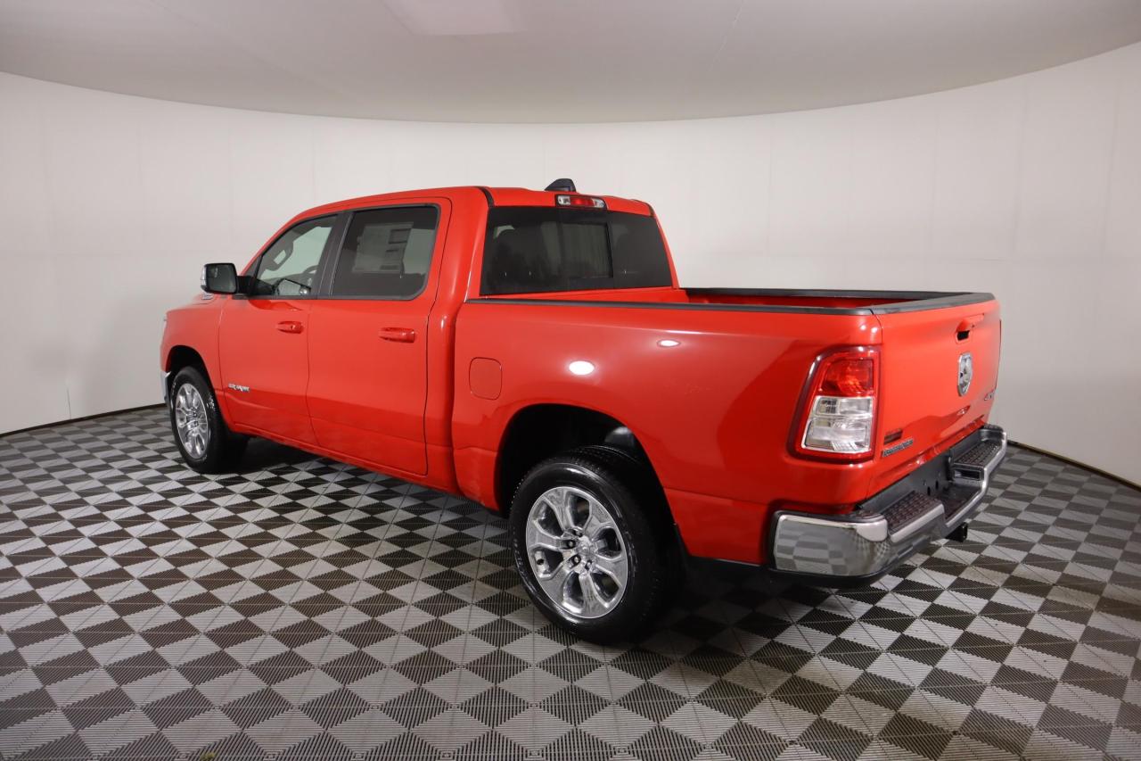 2022 RAM 1500 Big Horn Photo4
