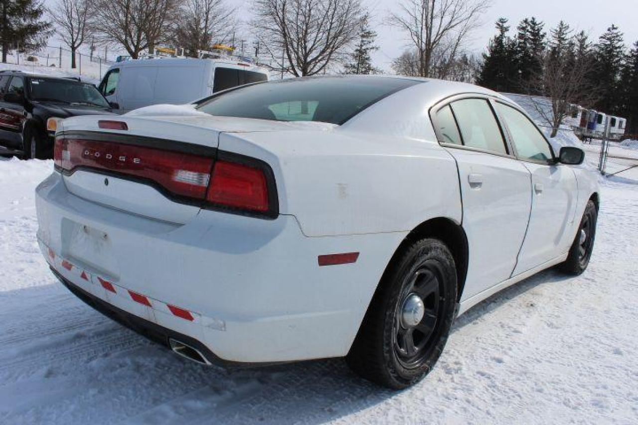 2013 Dodge Charger Police Photo2