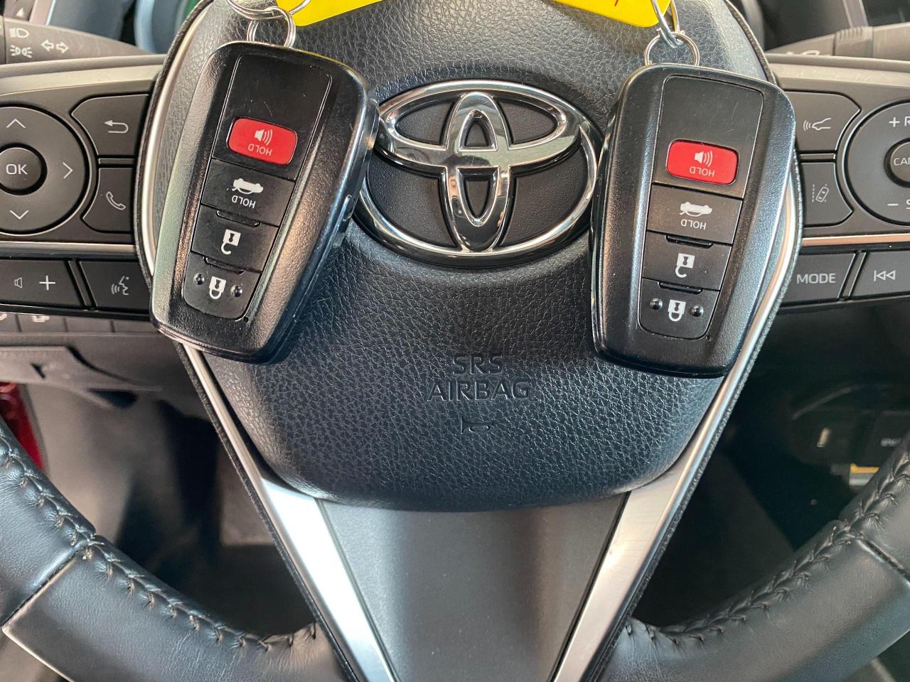 2018 Toyota Camry XLE Hybrid+Leather+Roof+AdaptiveCruise+CLEANCARFAX Photo15