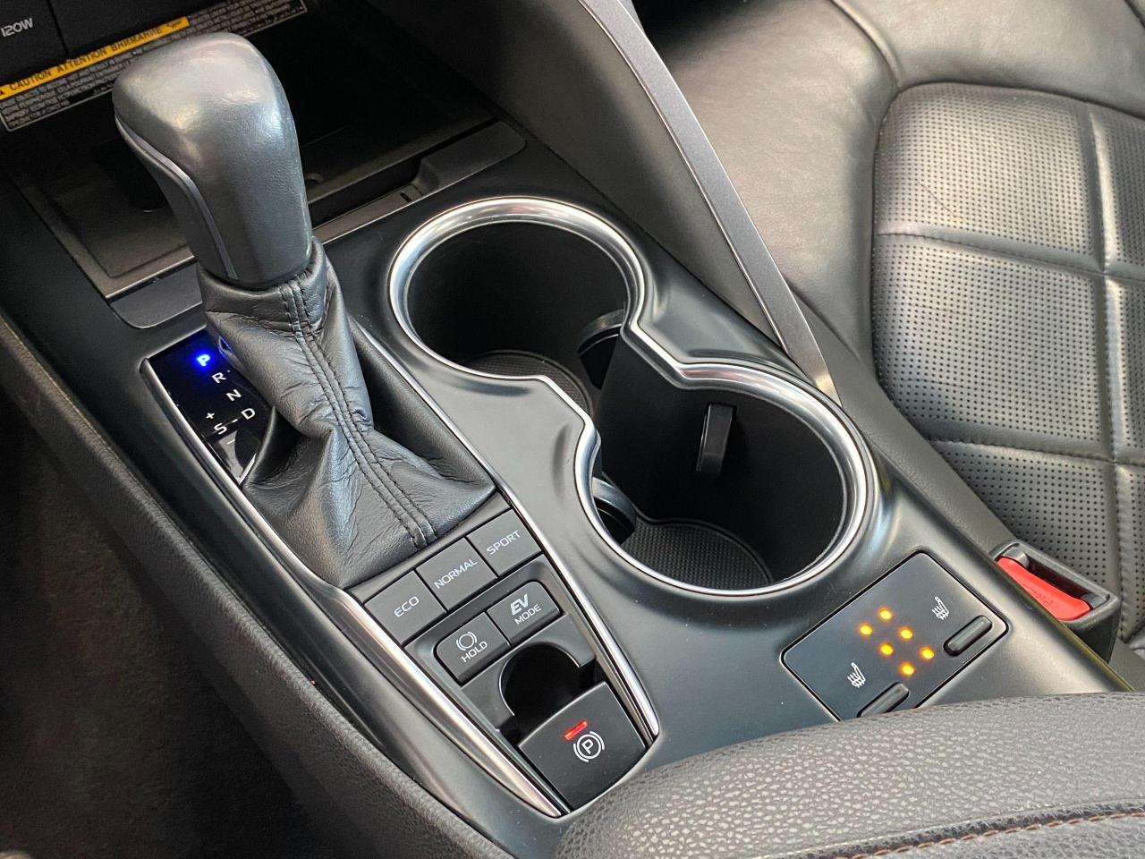 2018 Toyota Camry XLE Hybrid+Leather+Roof+AdaptiveCruise+CLEANCARFAX - Photo #36