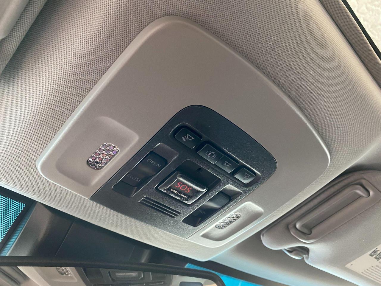 2018 Toyota Camry XLE Hybrid+Leather+Roof+AdaptiveCruise+CLEANCARFAX - Photo #46