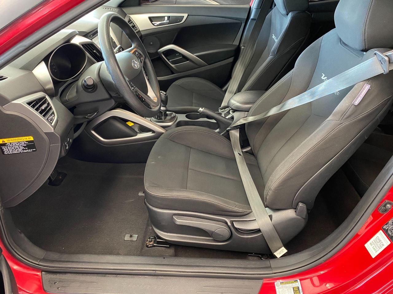 2013 Hyundai Veloster W/Tech+Camera+HeatedSeats+RustProofed+CLEAN CARFAX - Photo #19