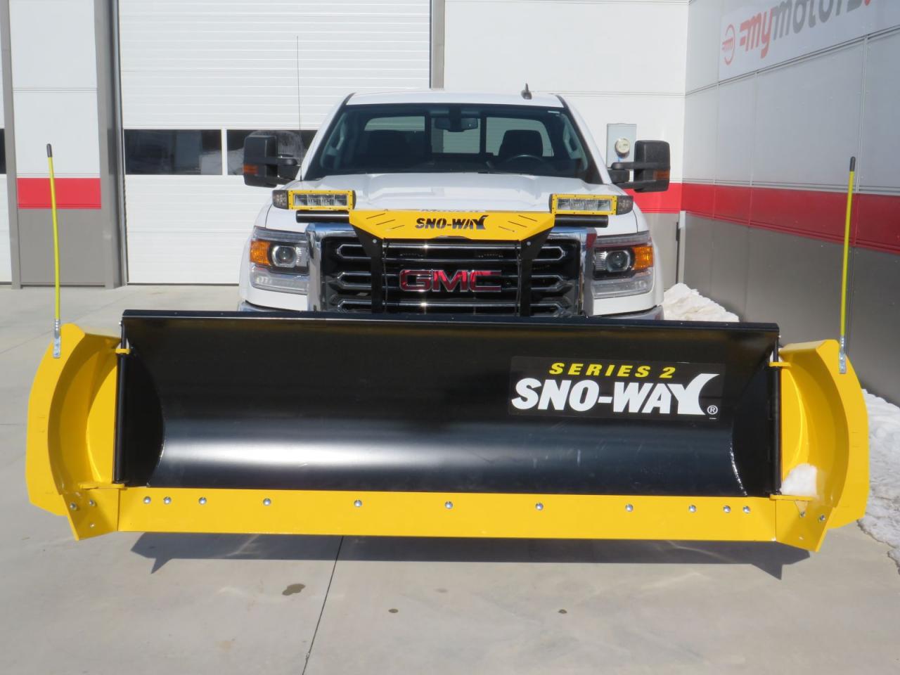 2016 GMC Sierra 2500 HD SLE with SNOWAY PLOW (**No Reported Accidents**4X4**Back-up Camera**Bluetooth Audio**Satellite Radio**Power Seats**Dual Zone Climate Control**) Photo