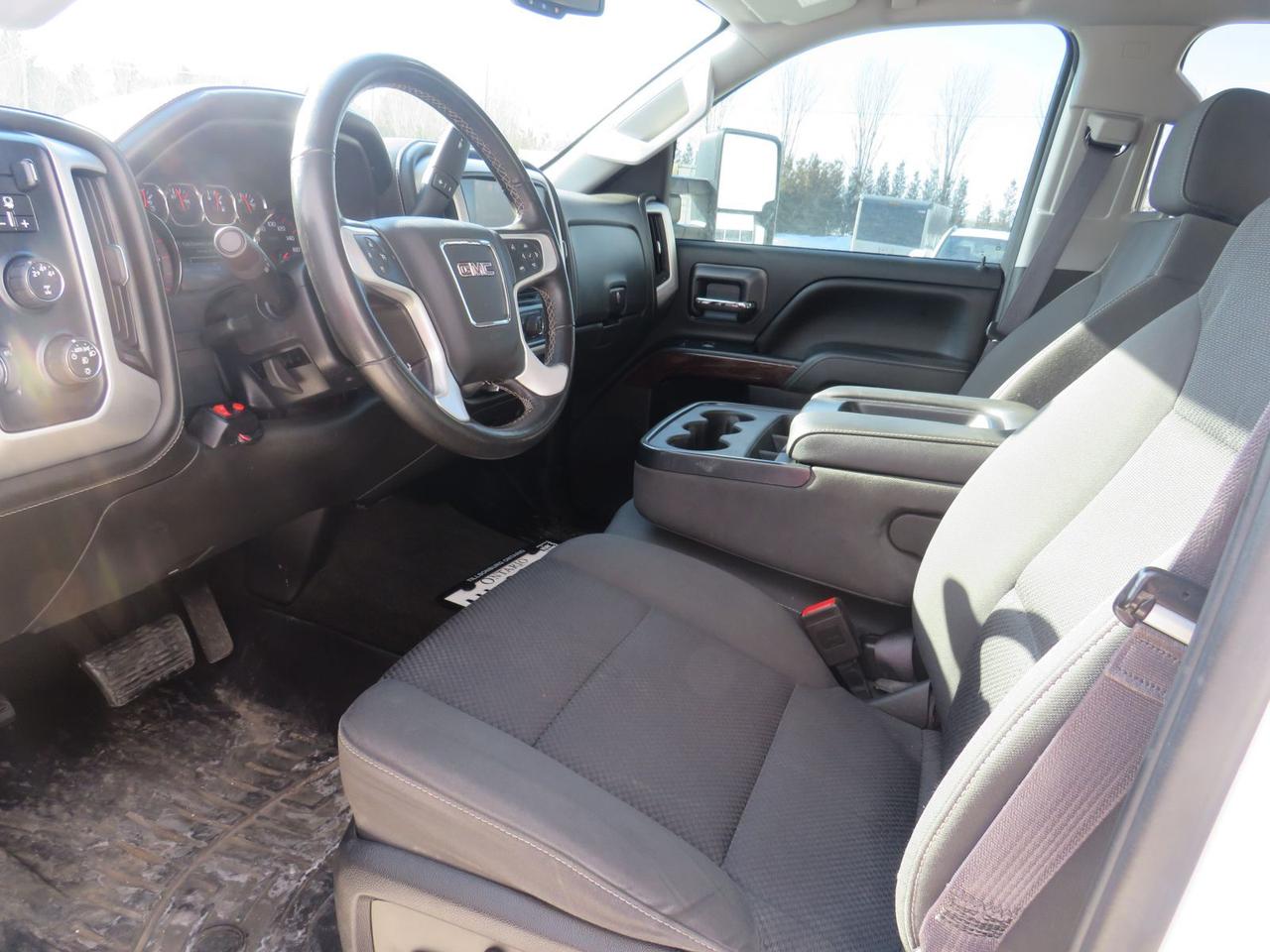 2016 GMC Sierra 2500 HD Sle With Snoway Plow  | No Reported Accidents | 4X4 | Back-Up Camera | Bluetooth Audio | Satellite Radio | Power Seats | Dual Zone Climate Control | Photo