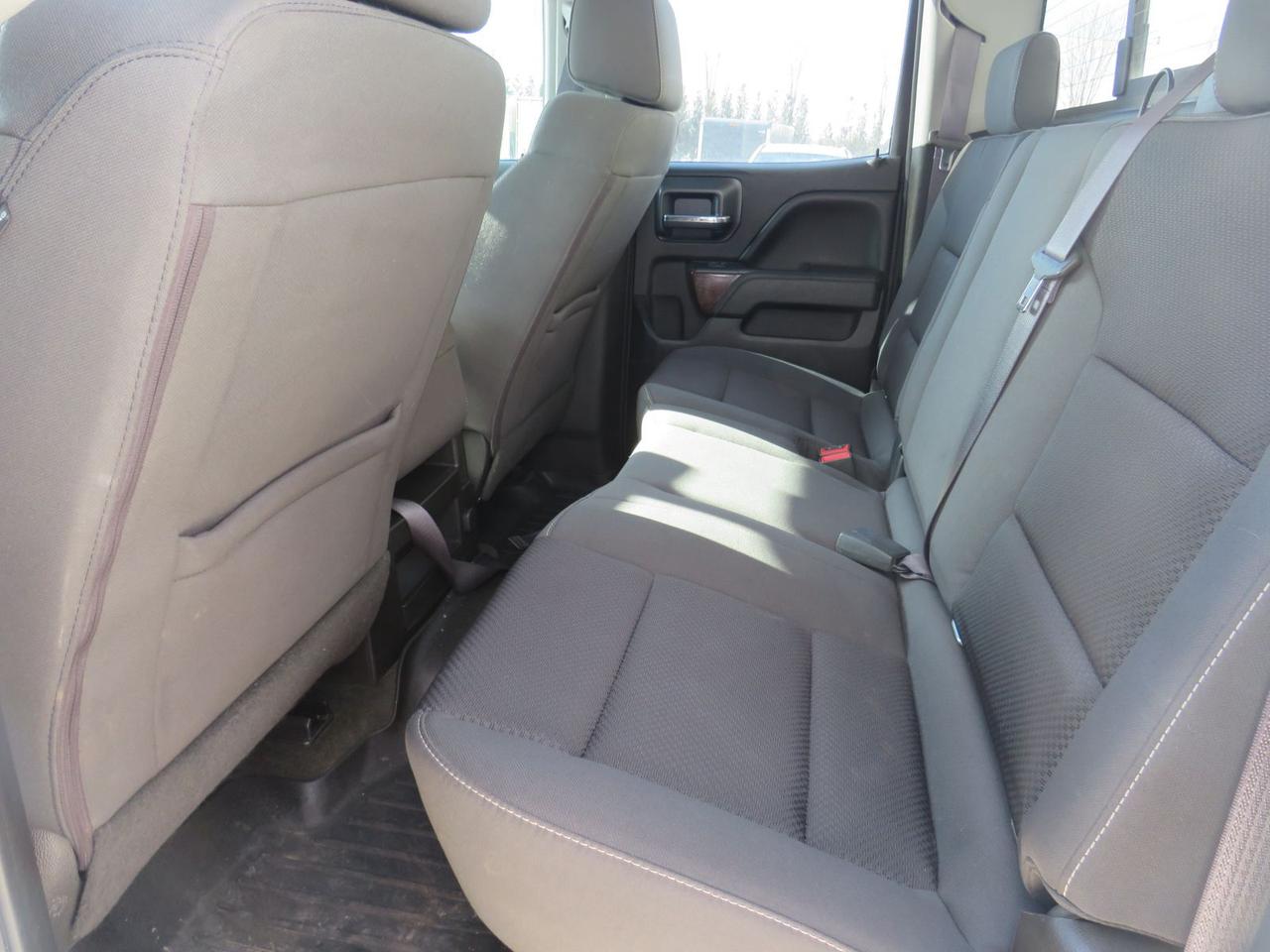 2016 GMC Sierra 2500 HD Sle With Snoway Plow  | No Reported Accidents | 4X4 | Back-Up Camera | Bluetooth Audio | Satellite Radio | Power Seats | Dual Zone Climate Control | Photo