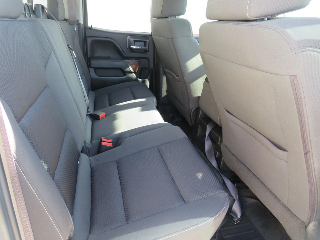 2016 GMC Sierra 2500 HD Sle With Snoway Plow  | No Reported Accidents | 4X4 | Back-Up Camera | Bluetooth Audio | Satellite Radio | Power Seats | Dual Zone Climate Control | Photo