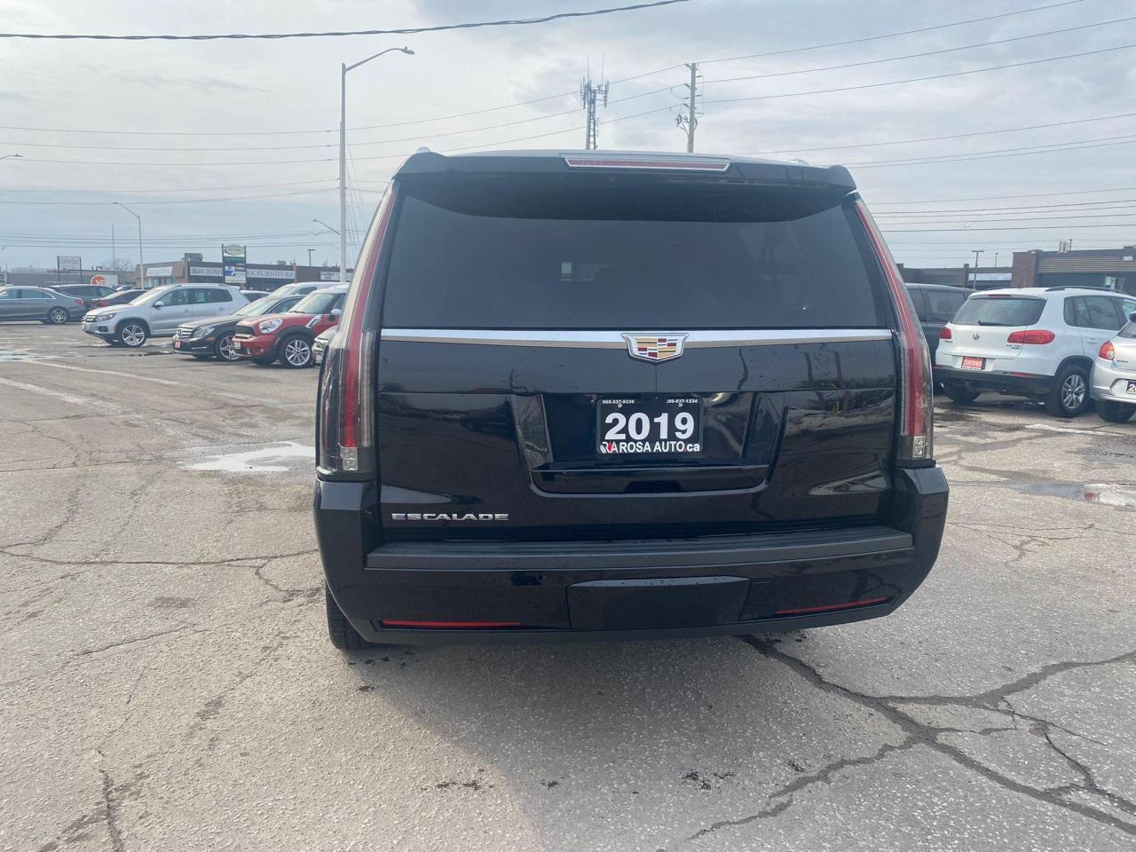 2019 Cadillac Escalade ESV 4WD ESV  Luxury NAVIGATION HEADS UP SUNROOF NO ACC - Photo #8