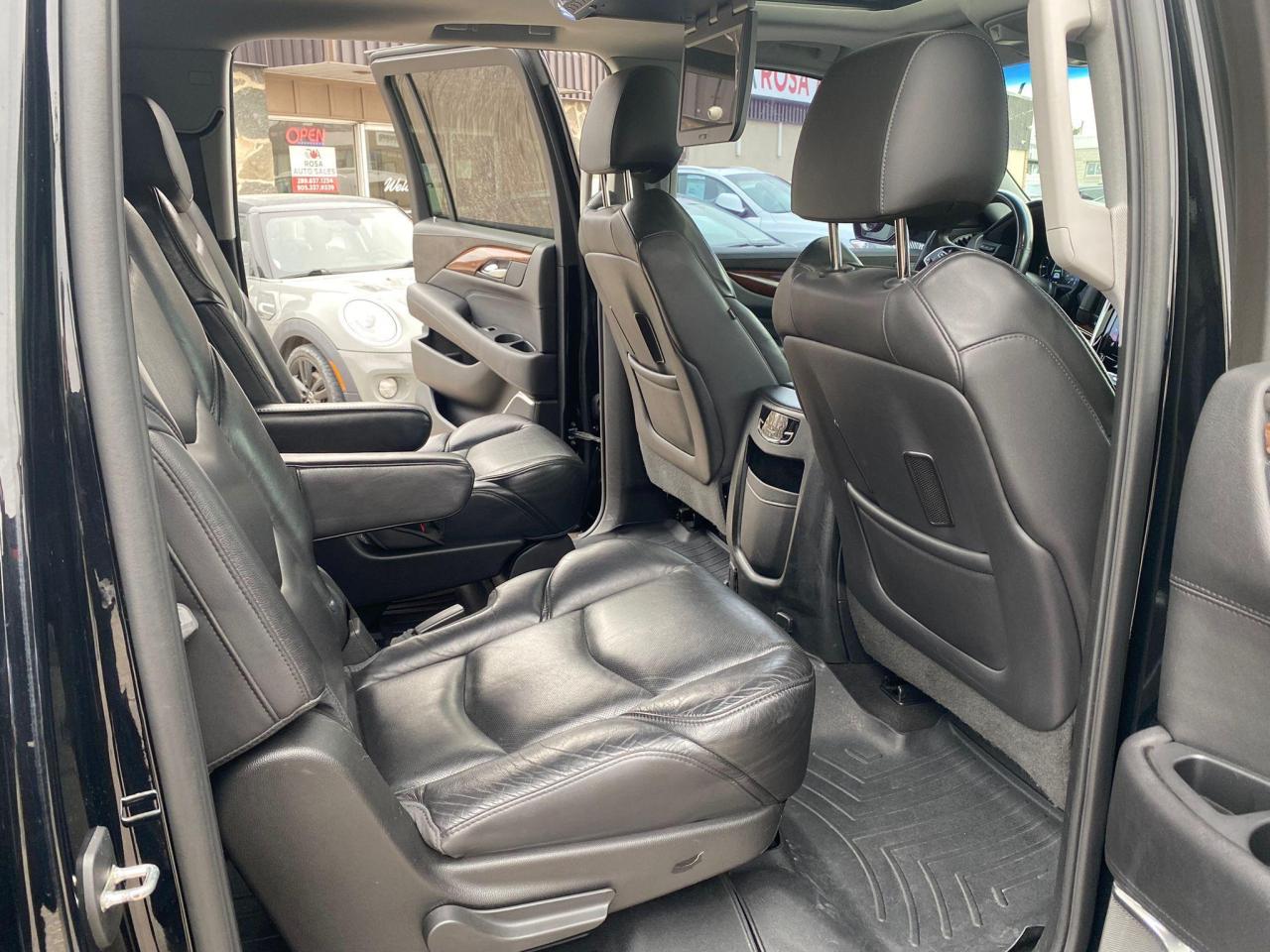 2019 Cadillac Escalade ESV 4WD ESV  Luxury NAVIGATION HEADS UP SUNROOF NO ACC - Photo #21