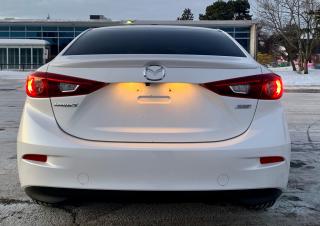 2014 Mazda MAZDA3 GS-SKY - Photo #6