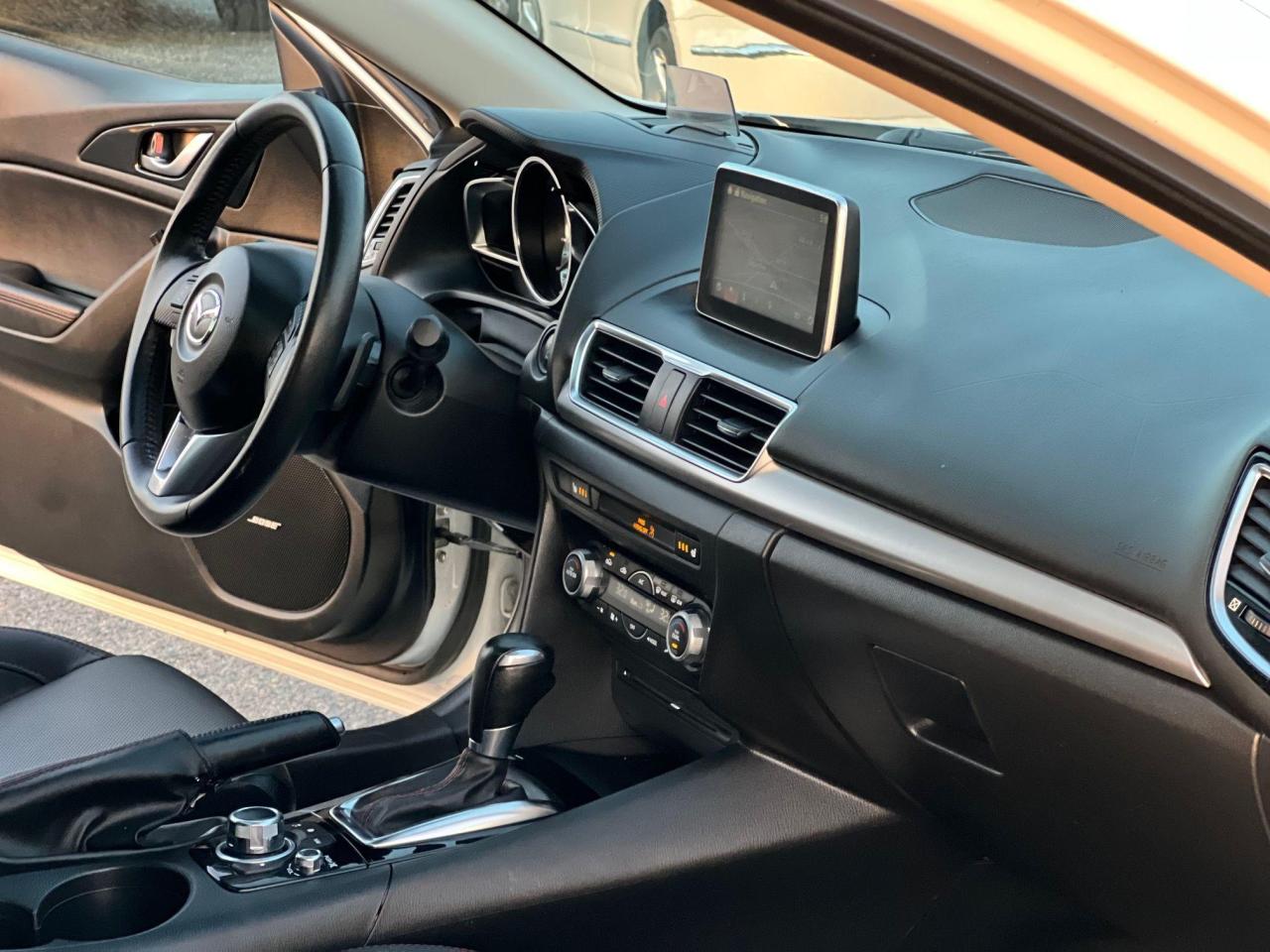 2016 Mazda MAZDA3 GT - Photo #19