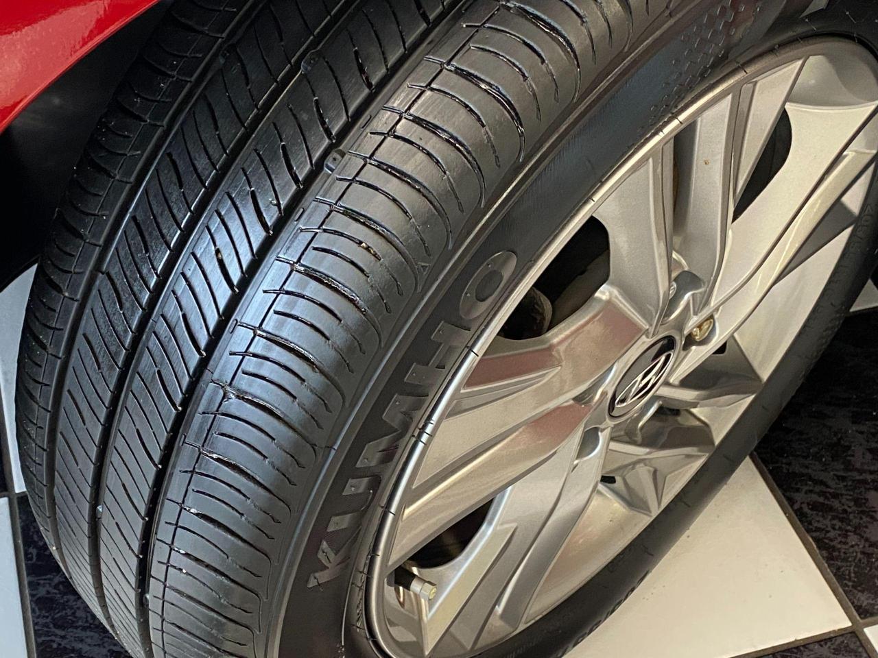2019 Hyundai Elantra Preferred+Camera+ApplePlay+Blind Spot+CLEAN CARFAX Photo84