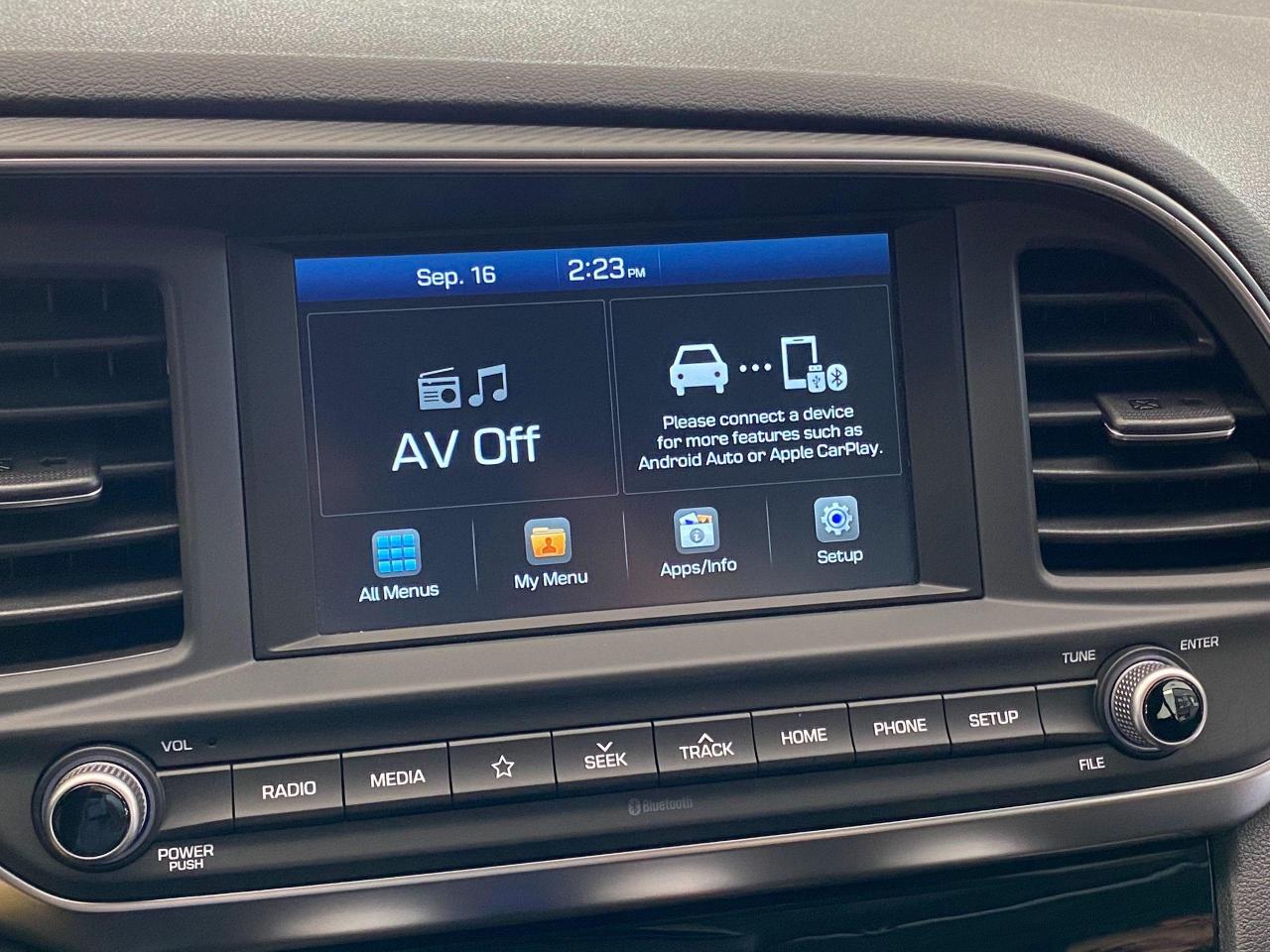 2019 Hyundai Elantra Preferred+Camera+ApplePlay+Blind Spot+CLEAN CARFAX Photo103